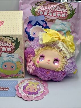 Lovely Emma Floral Seasons Scented Plush Pendant - Open & Confirmed Peach Bloom